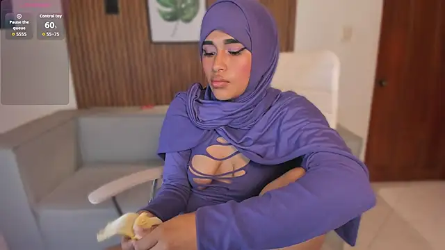 Snapshot of kayla_hasab chatting on October 4, 2025, 2:42 am kayla hasab online show from October 4, 2025, 2:42 am