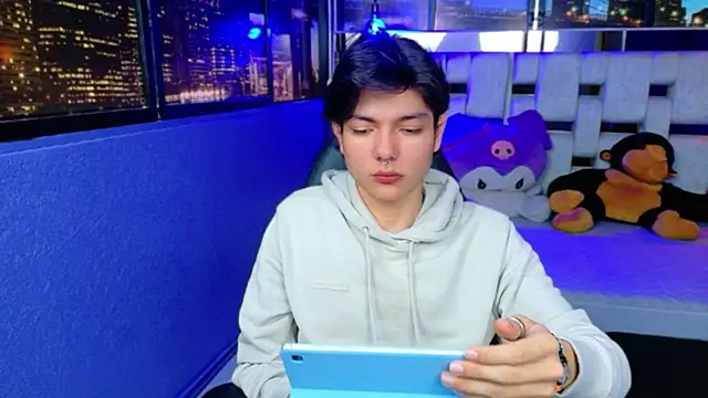 alandelrey57 online show from March 24, 2026, 8:47 pm