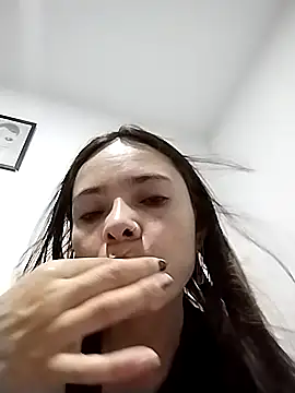 Cami Konor online show from October 6, 2025, 10:40 pm