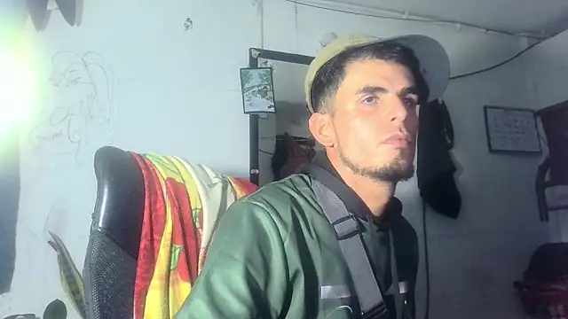 yourskinnybooy online show from November 11, 2025, 10:43 pm