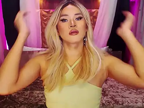 YllanaAltheaXxX online show from November 6, 2025, 10:05 am