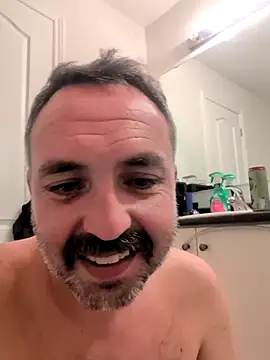 cloudymatt online show from November 1, 2025, 8:05 am