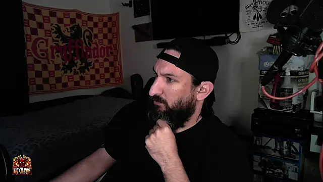 Snapshot of DevilPup75_ chatting on April 14, 2026, 8:20 am DevilPup75 online show from April 14, 2026, 8:20 am