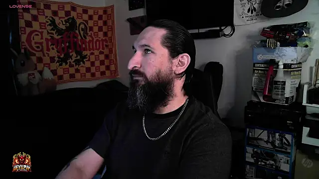 Snapshot of DevilPup75_ chatting on April 16, 2026, 1:34 pm DevilPup75 online show from April 16, 2026, 1:34 pm