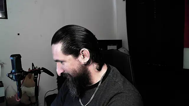 Snapshot of DevilPup75_ chatting on April 28, 2026, 2:00 pm DevilPup75 online show from April 28, 2026, 2:00 pm