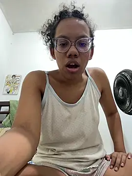 Valen1800 online show from May 1, 2026, 1:43 am