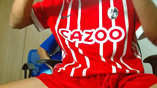 Snapshot of skinny23cm chatting on September 23, 2025, 10:51 am skinny23cm online show from September 23, 2025, 10:51 am