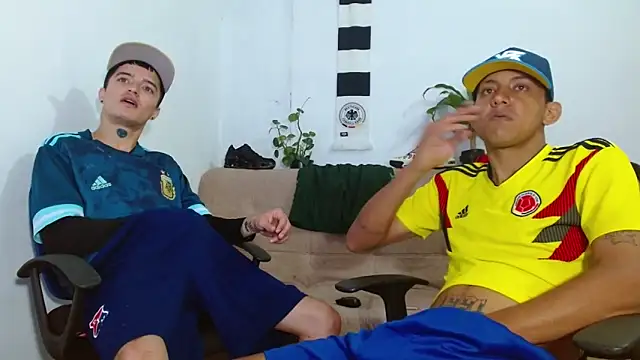 skinny23cm online show from February 7, 2026, 1:59 pm