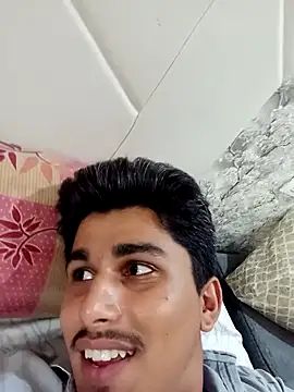HarryChoudhary21 online show from June 8, 2026, 7:47 pm