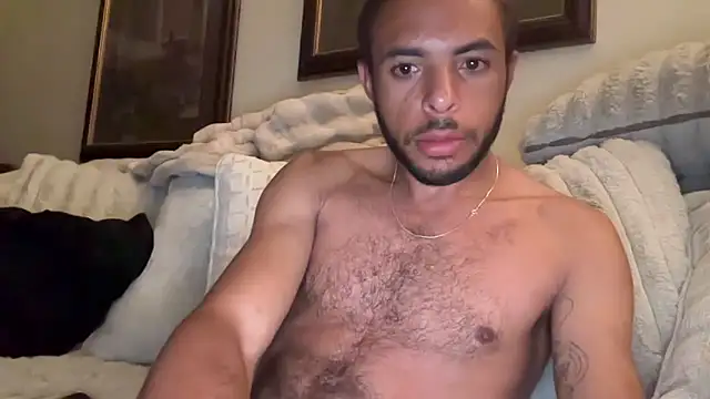 Snapshot of DERTYLAY chatting on May 22, 2026, 8:21 am DERTYLAY online show from May 22, 2026, 8:21 am