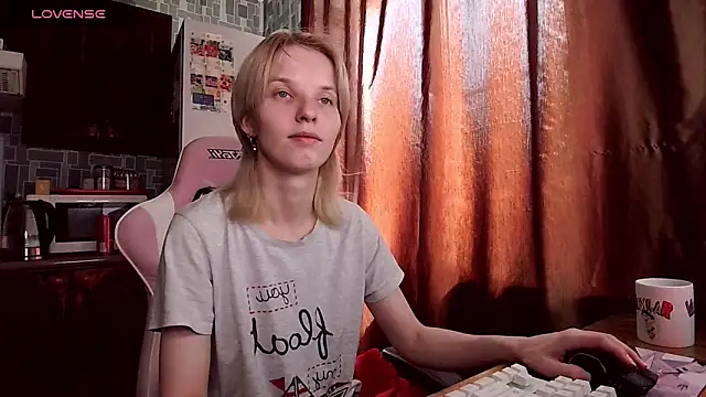 Madelaineses online show from June 12, 2026, 8:02 am