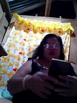 Huge mama69 online show from March 18, 2026, 2:09 pm