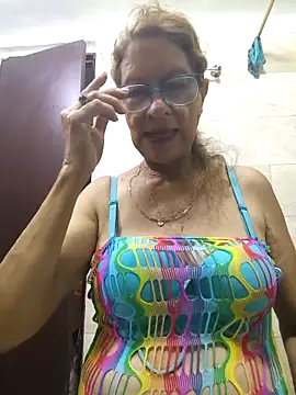 MaryeLunna online show from October 10, 2025, 12:09 am