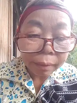 VangLe73 online show from September 16, 2025, 10:38 am