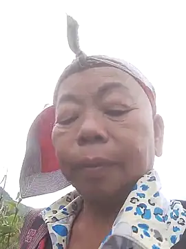 VangLe73 online show from September 28, 2025, 3:45 am