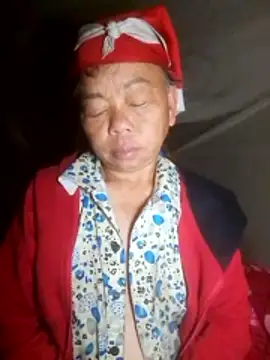 VangLe73 online show from October 19, 2025, 8:53 pm