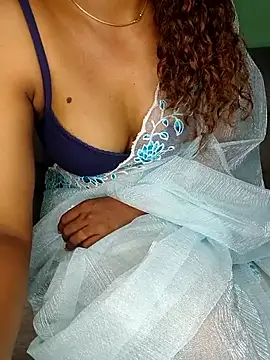 Snapshot of Tamilpallavi chatting on June 6, 2026, 10:42 am Tamilpallavi online show from June 6, 2026, 10:42 am