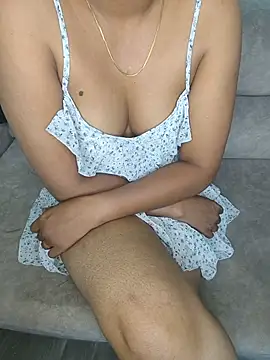 Snapshot of Tamilpallavi chatting on July 11, 2026, 2:36 am Tamilpallavi online show from July 11, 2026, 2:36 am