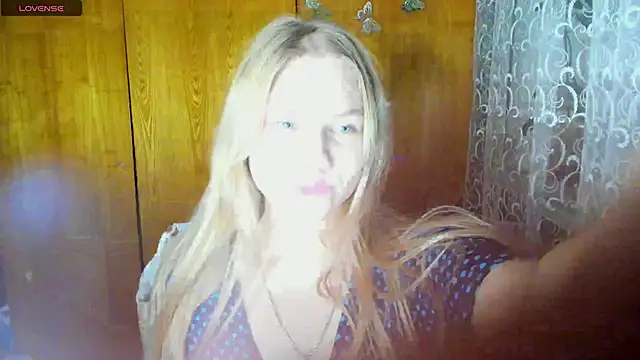 AlinaMors online show from October 8, 2025, 5:32 pm