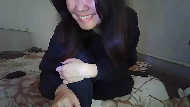 sakuradelreina online show from February 28, 2026, 4:24 am