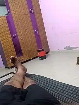 hard boy9455 online show from March 18, 2026, 1:36 pm