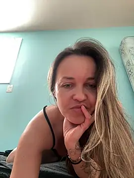 sonyaxbelle online show from February 11, 2026, 6:02 pm