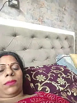 Snapshot of Soniya_Roy chatting on July 17, 2026, 10:00 am Soniya Roy online show from July 17, 2026, 10:00 am
