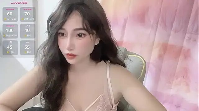 Snapshot of Crush-7ii chatting on September 14, 2025, 1:43 pm Crush-7ii online show from September 14, 2025, 1:43 pm