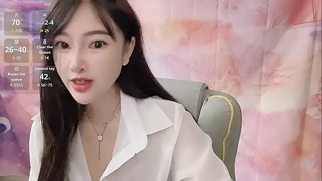 Snapshot of Crush-7ii chatting on November 6, 2025, 11:59 pm Crush-7ii online show from November 6, 2025, 11:59 pm