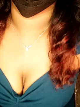 darling devil online show from December 15, 2025, 4:55 pm