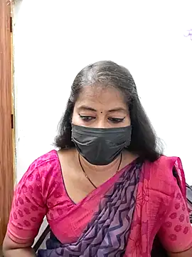 Snapshot of tamil_Sigappu_Roja chatting on June 19, 2026, 12:59 am tamil Sigappu Roja online show from June 19, 2026, 12:59 am