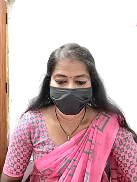 Snapshot of tamil_Sigappu_Roja chatting on June 30, 2026, 12:33 am tamil Sigappu Roja online show from June 30, 2026, 12:33 am