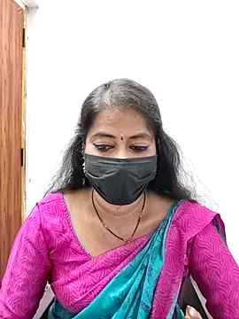 Snapshot of tamil_Sigappu_Roja chatting on July 4, 2026, 12:39 am tamil Sigappu Roja online show from July 4, 2026, 12:39 am