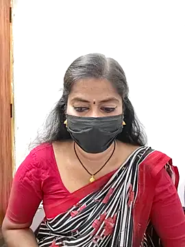 Snapshot of tamil_Sigappu_Roja chatting on August 1, 2026, 12:54 am tamil Sigappu Roja online show from August 1, 2026, 12:54 am