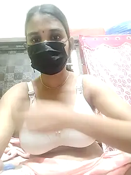 Snapshot of Devi-with-Ram chatting on October 14, 2025, 6:25 am Devi-with-Ram online show from October 14, 2025, 6:25 am