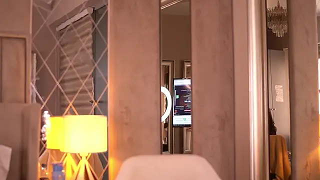 FrancescaDante online show from February 27, 2026, 6:24 am