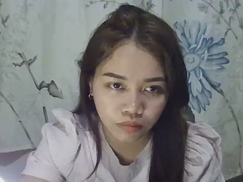 Snapshot of tinka_bella chatting on June 15, 2026, 2:41 pm tinka bella online show from June 15, 2026, 2:41 pm