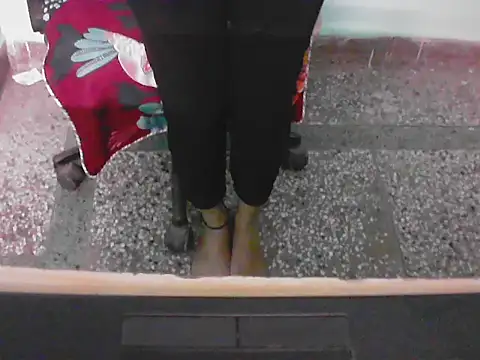 Snapshot of Lovely_bhabhi143 chatting on March 13, 2026, 6:31 am Lovely bhabhi143 online show from March 13, 2026, 6:31 am