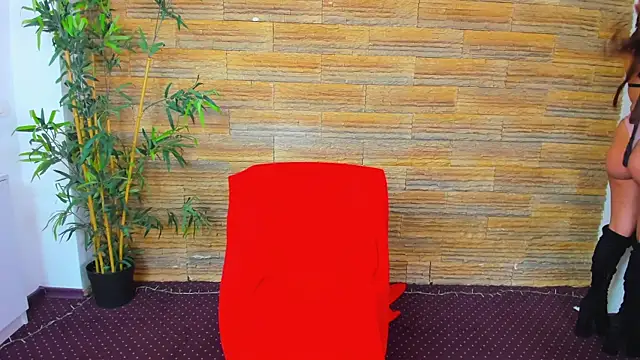 Snapshot of Cupcake_Izzy chatting on March 29, 2026, 5:40 am Cupcake Izzy online show from March 29, 2026, 5:40 am