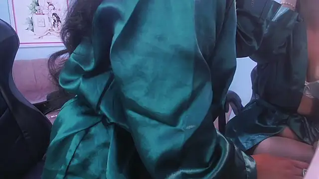 victoria hernandez t  online show from October 16, 2025, 12:39 pm