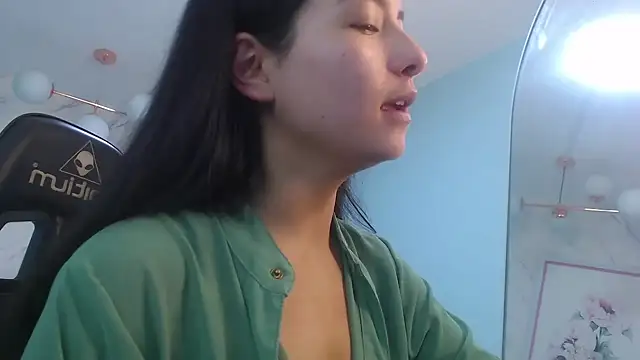 Snapshot of victoria_hernandez_t_ chatting on March 6, 2026, 1:07 pm victoria hernandez t online show from March 6, 2026, 1:07 pm