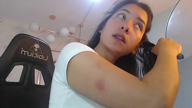 Snapshot of victoria_hernandez_t_ chatting on March 12, 2026, 1:17 pm victoria hernandez t online show from March 12, 2026, 1:17 pm