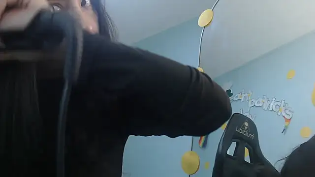 Snapshot of victoria_hernandez_t_ chatting on March 17, 2026, 1:36 pm victoria hernandez t online show from March 17, 2026, 1:36 pm