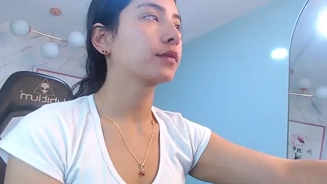 Snapshot of victoria_hernandez_t_ chatting on April 7, 2026, 1:00 pm victoria hernandez t online show from April 7, 2026, 1:00 pm