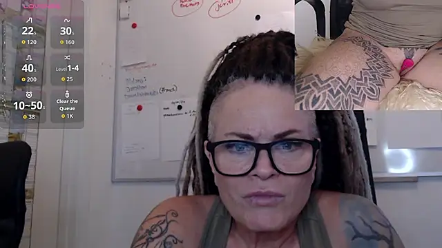 DarkDomina online show from January 12, 2026, 2:44 pm