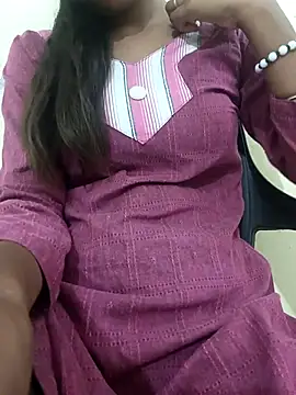 Alia-00 online show from September 24, 2025, 4:05 am