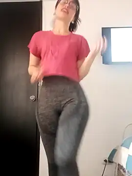 Snapshot of Dana_Rise chatting on January 10, 2026, 5:48 pm Dana Rise online show from January 10, 2026, 5:48 pm