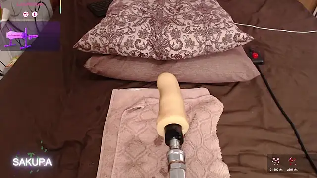 M I L F A online show from October 5, 2025, 7:39 am