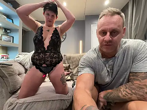 backdoorgalore4you online show from April 7, 2026, 8:42 pm