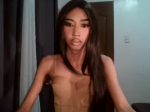 Snapshot of YourTiffanyX chatting on June 11, 2026, 7:56 pm YourTiffanyX online show from June 11, 2026, 7:56 pm
